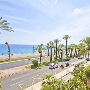 Promenade - Orient & Sea Apartment