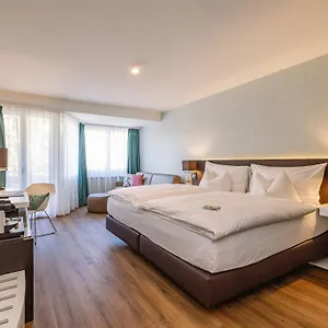 Spalentor - Ihr Sympathisches Stadthotel Отель