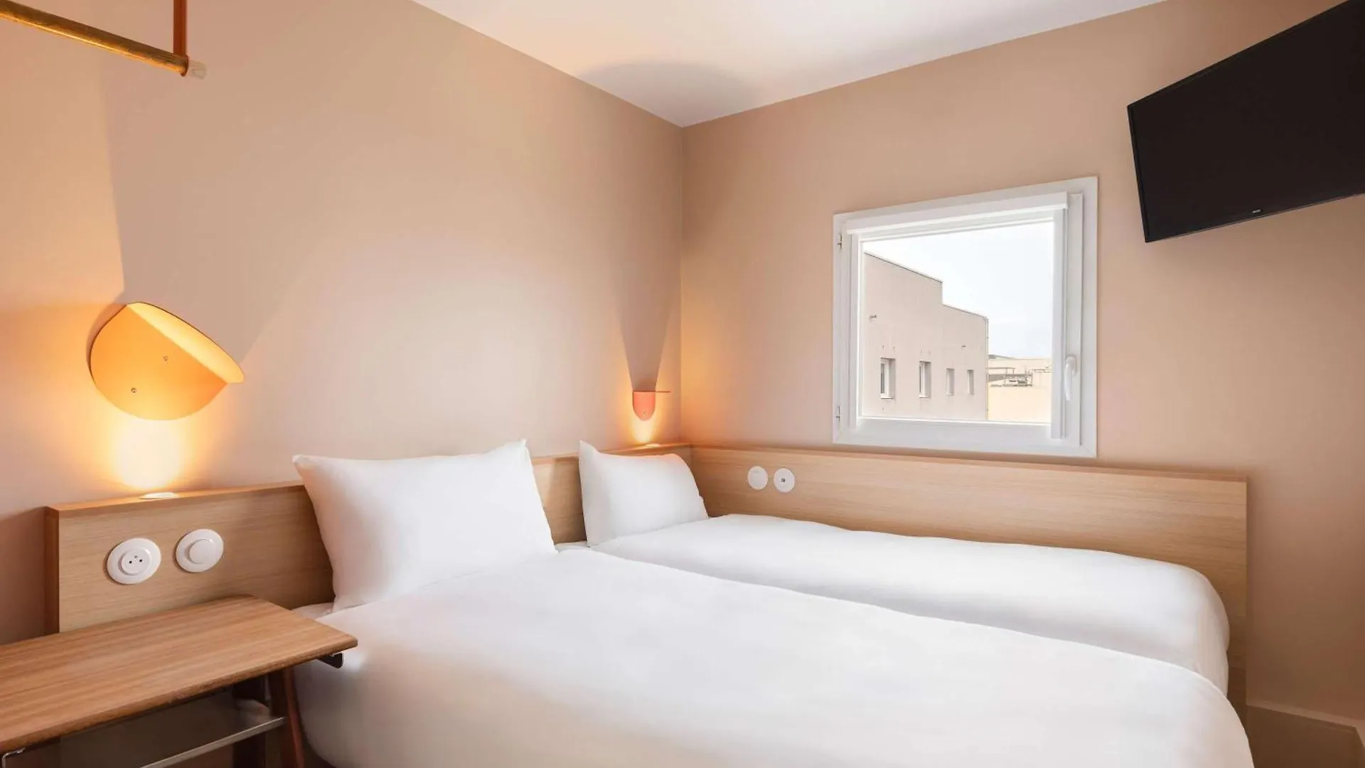 Greet Hotel Nice Aeroport Promenade Des Anglais 2*,  Frankreich